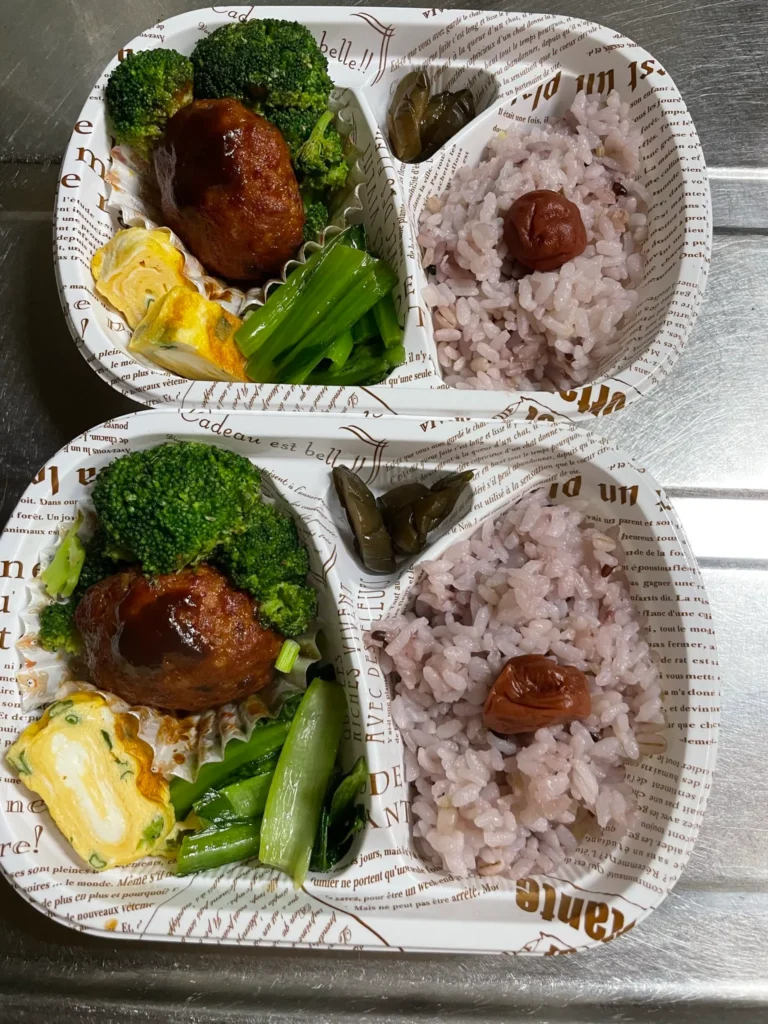 使い捨て弁当箱 100均
