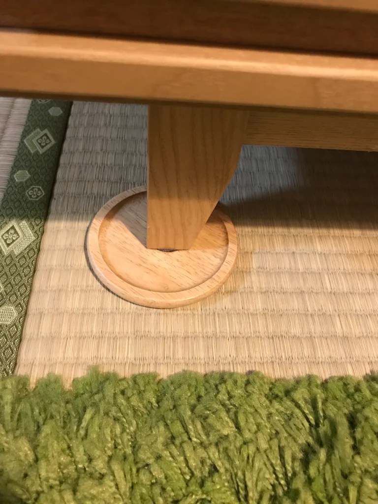 100均で買える畳の凹み防止グッズ