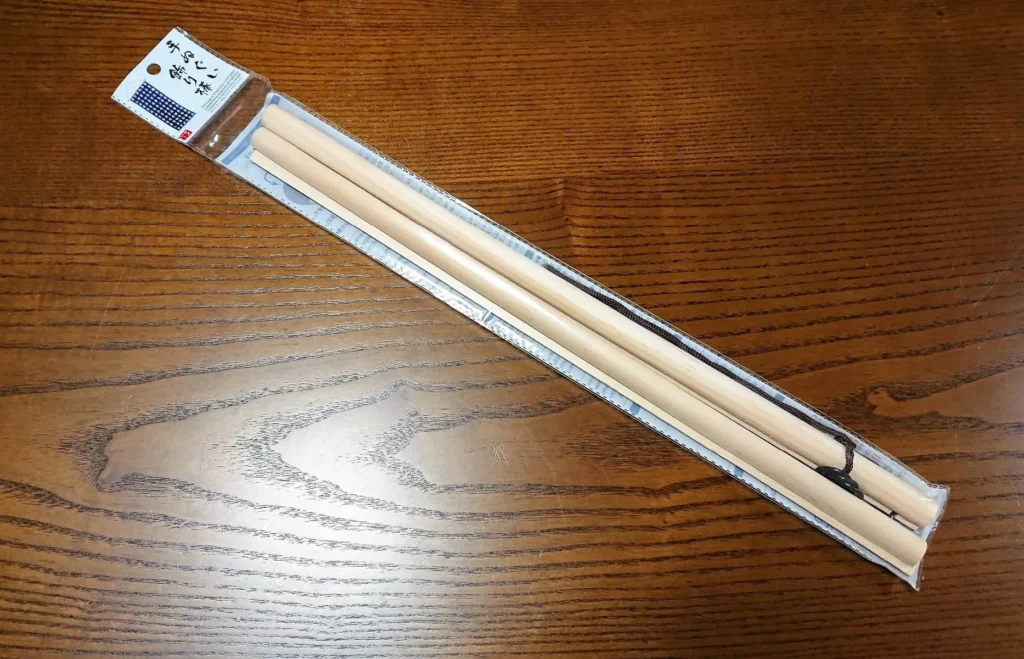 タペストリー棒は100均で買える？