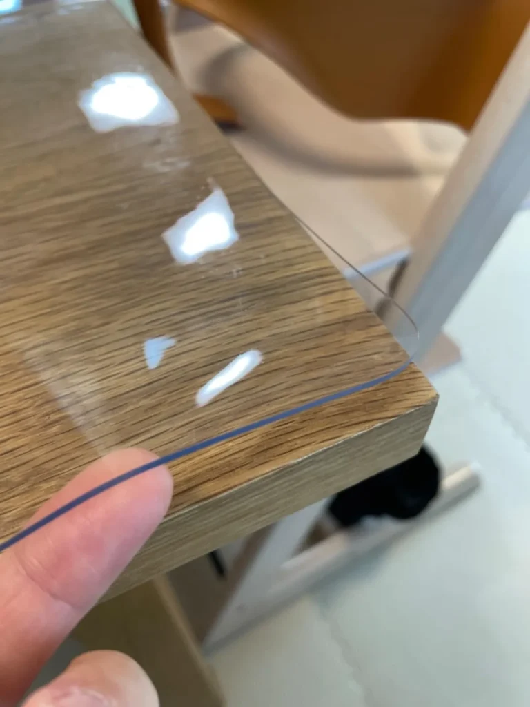 透明 テーブルクロス 100均 売ってる